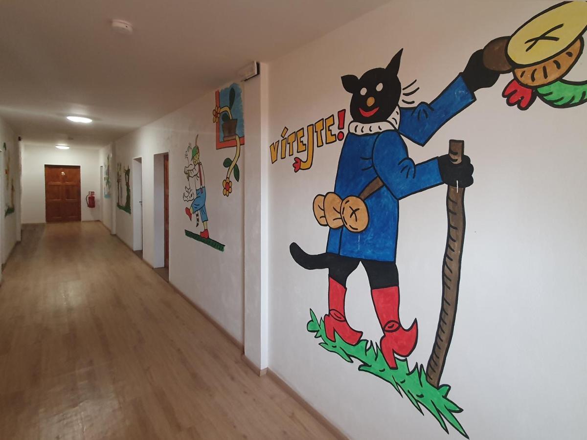 Hrusicka Restaurace A Penzion Hrusice Eksteriør billede